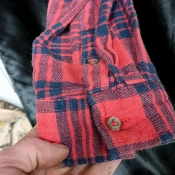 Long sleeve size medium red and blue flannel mossimo company - Picture 4 of 4